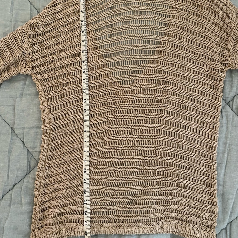 LAST CHANCE Women’s Long-Sleeved V-Necked Open Knit Sweater Size S - Picture 8 of 10